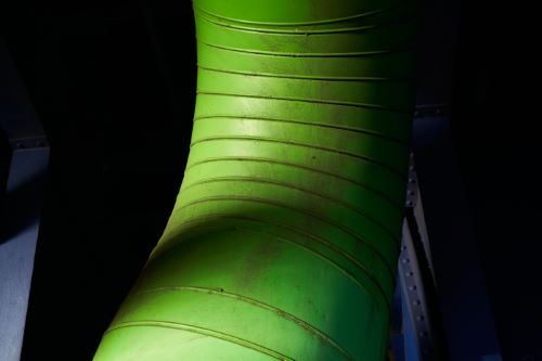 grüne Rohrleitung (2020, Minolta MD W.Rokkor 35mm 1:2.8)