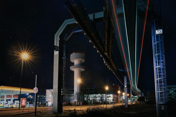 Skytrain at night, Düsseldorf (2021)